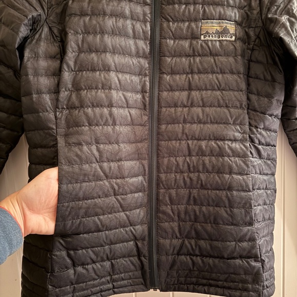 Patagonia Women’s Down Shirt/Shacket forest print - Picture 4 of 7